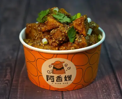 阿香嫂鍋巴土豆加盟電話多少？